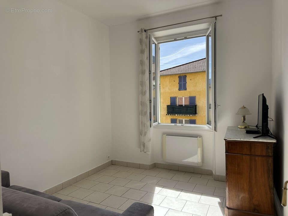 Appartement en rez-de-chaussée avec cave à vendre à ROQUEBILLIERE - photo 6