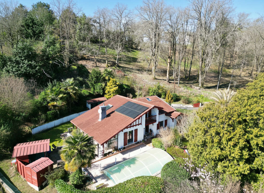 Maison à USTARITZ
