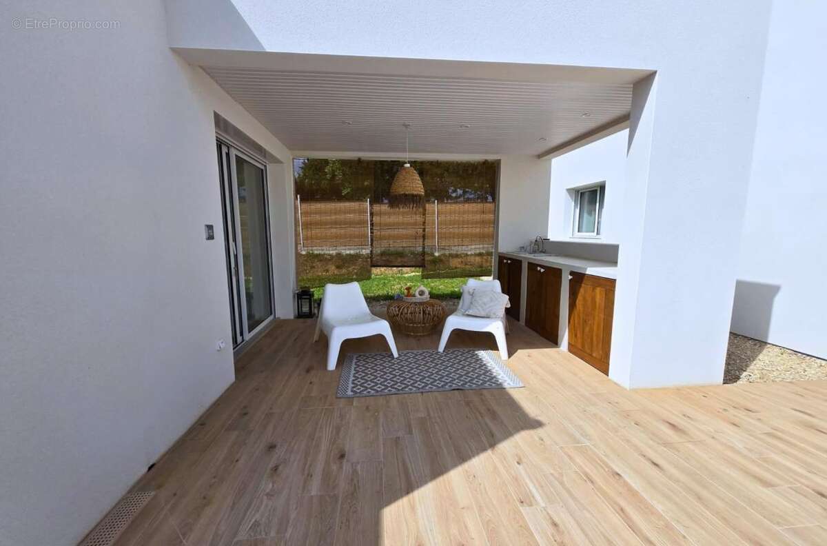 Maison de haut standing à vendre 8 pièces BOULAZAC (24) - photo 7