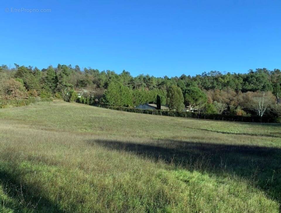 Terrain à MONTOISON