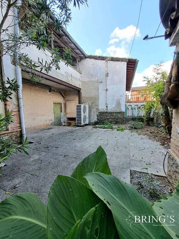 Maison à SAINT-NICOLAS-DE-LA-GRAVE