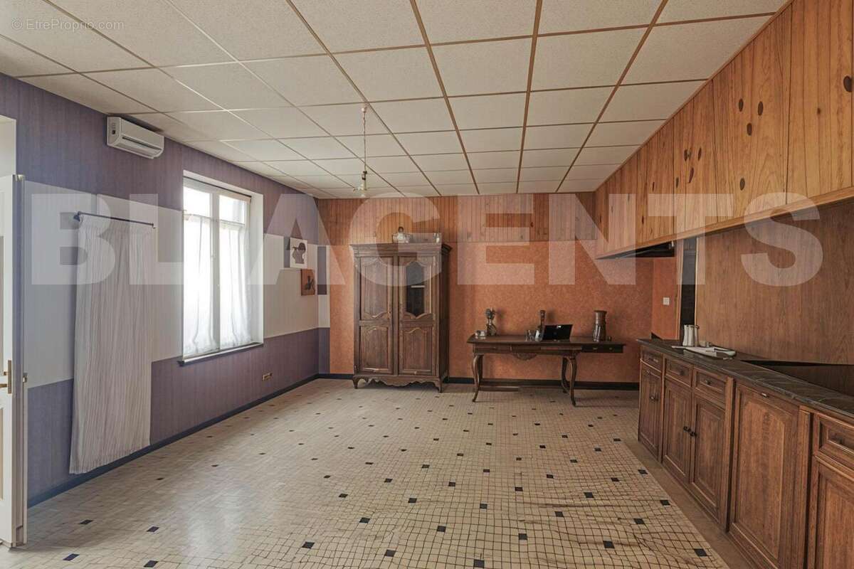 4 - Lionel MARC BL AGENTS - JJS TOURNON-1 - Maison à TOURNON-SAINT-MARTIN