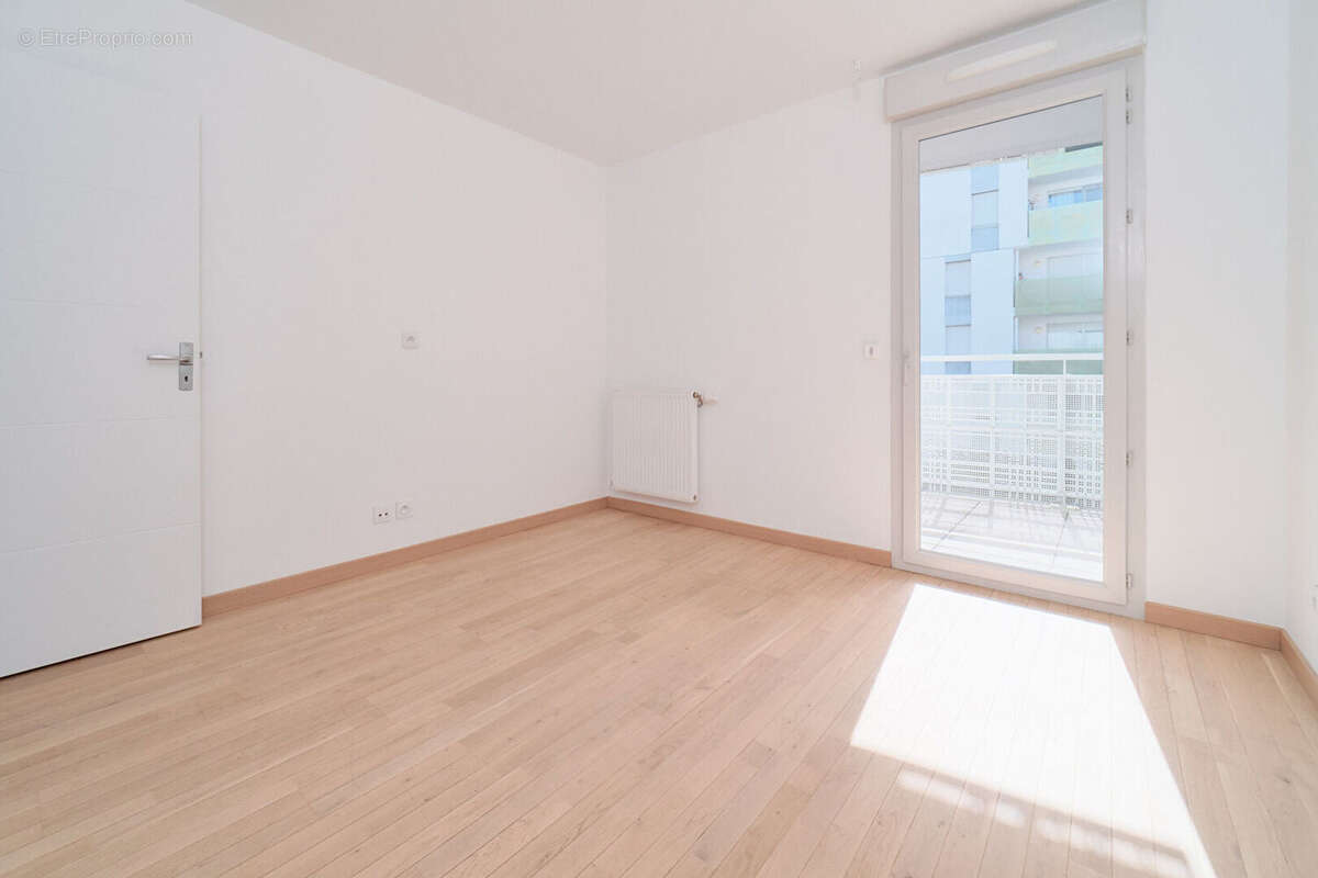 Appartement à LYON-8E