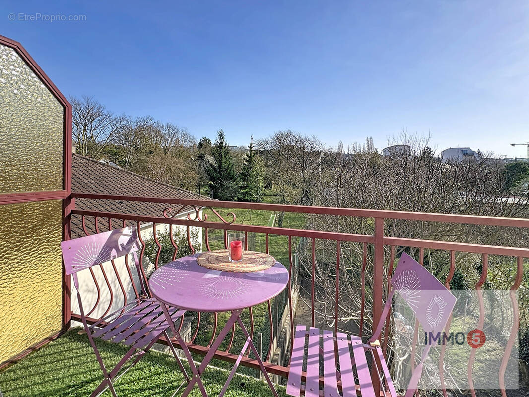 Appartement à BRY-SUR-MARNE