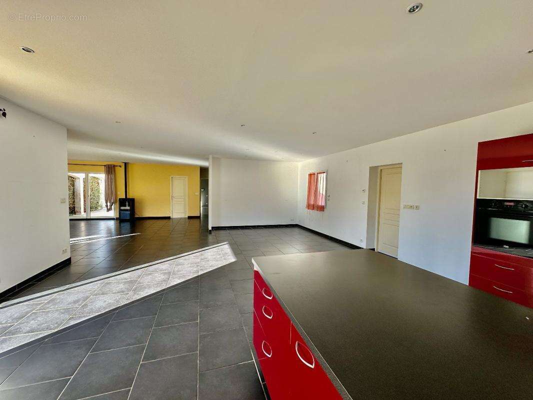 Maison à SAINT-CERE