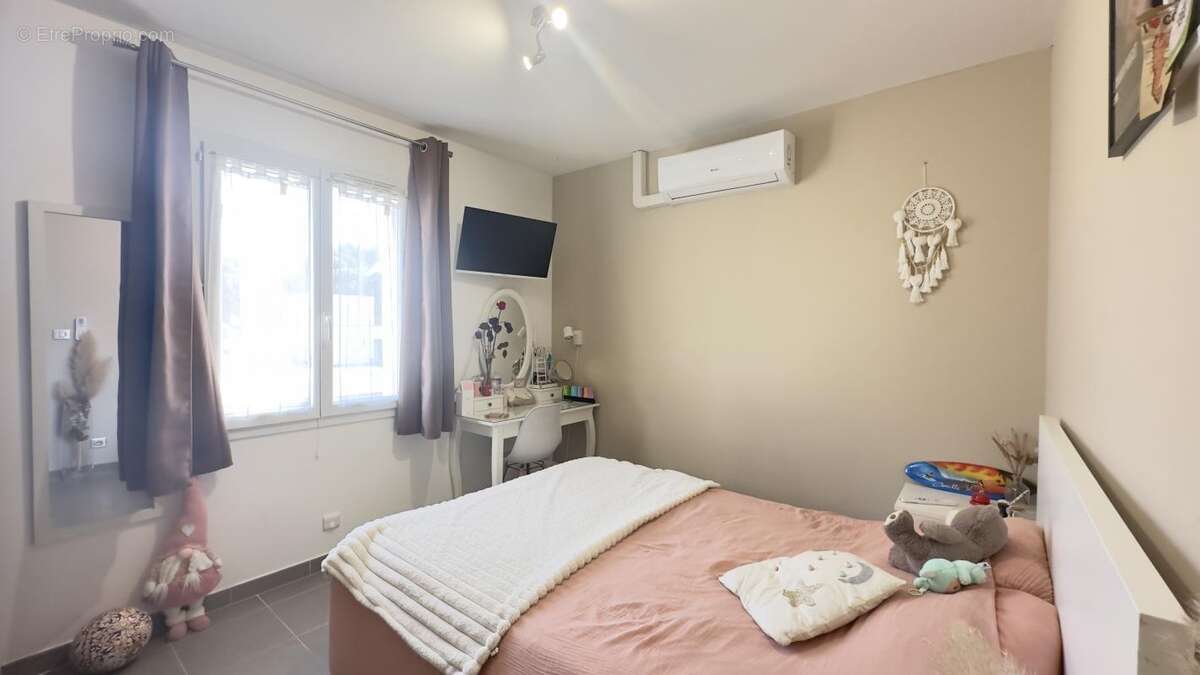 Maison à ROCHEFORT-DU-GARD