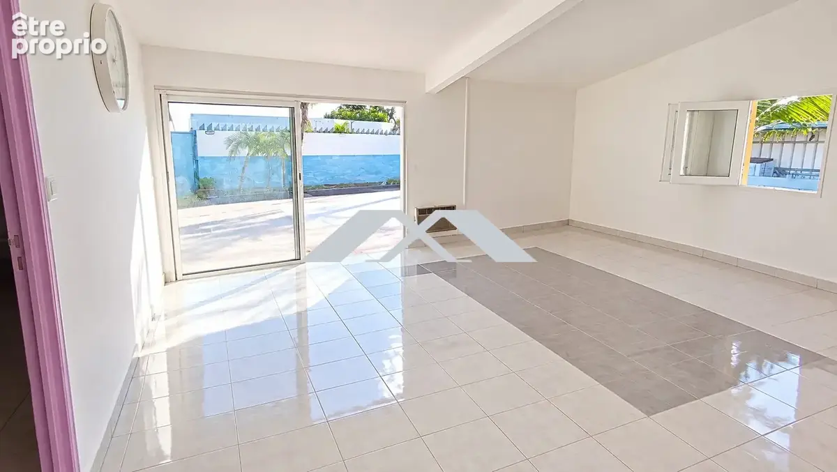 Maison 4 pièces 120 m² à vendre à Le Tampon (97432) - photo 4