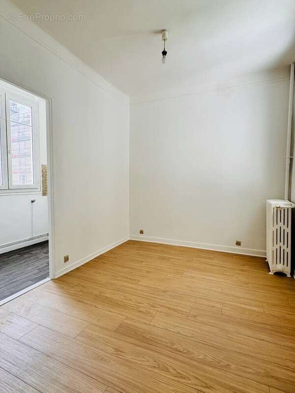 Appartement à MONTROUGE