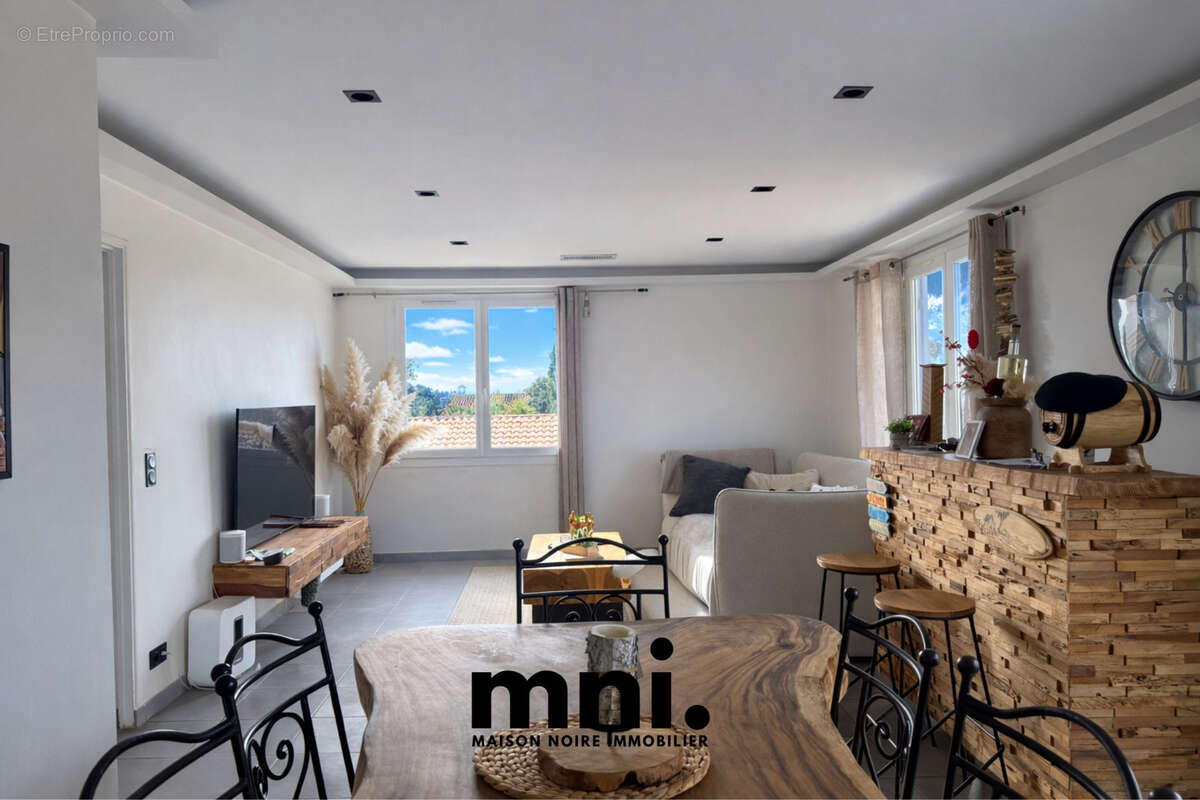 Appartement à LA VALETTE-DU-VAR