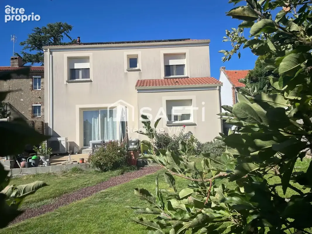 Photo 1 - Maison à MAULEVRIER