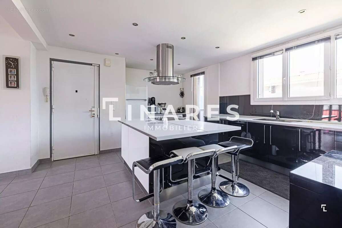 Appartement à MARSEILLE-13E