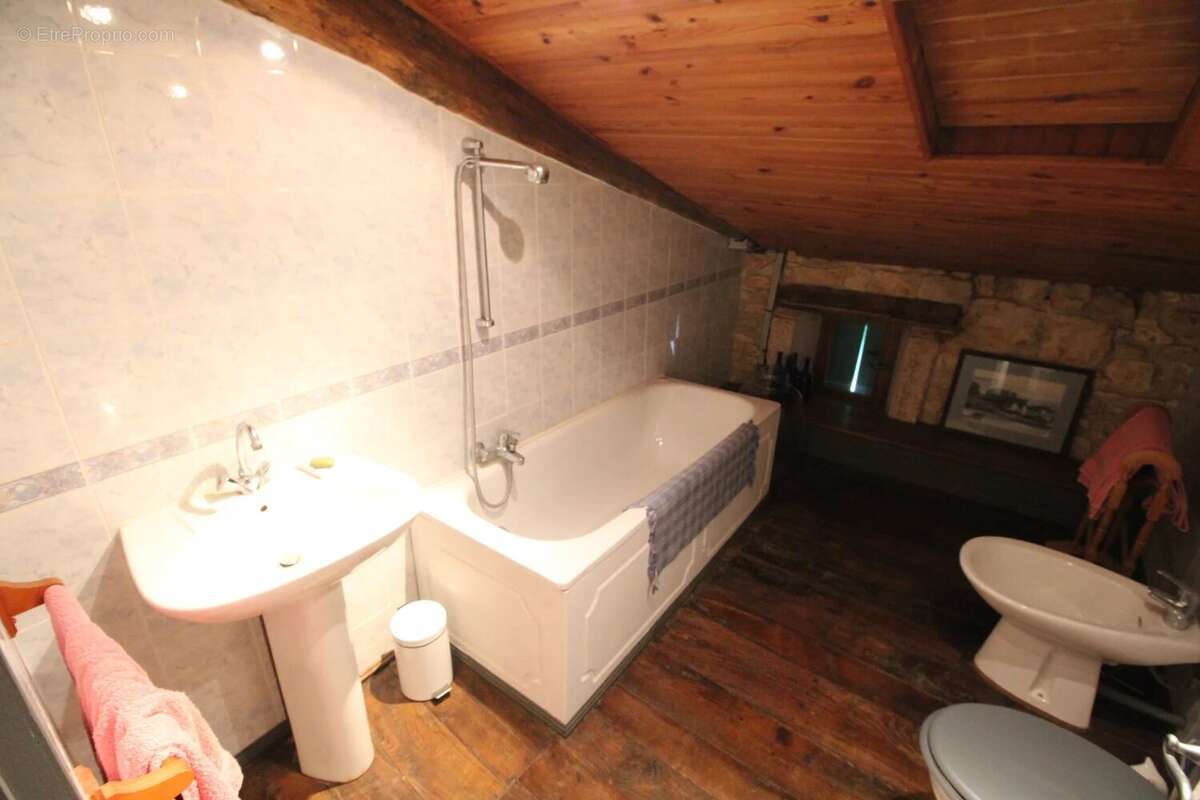 Ancienne grange transformée avec maison d'amis indépendante - photo 10