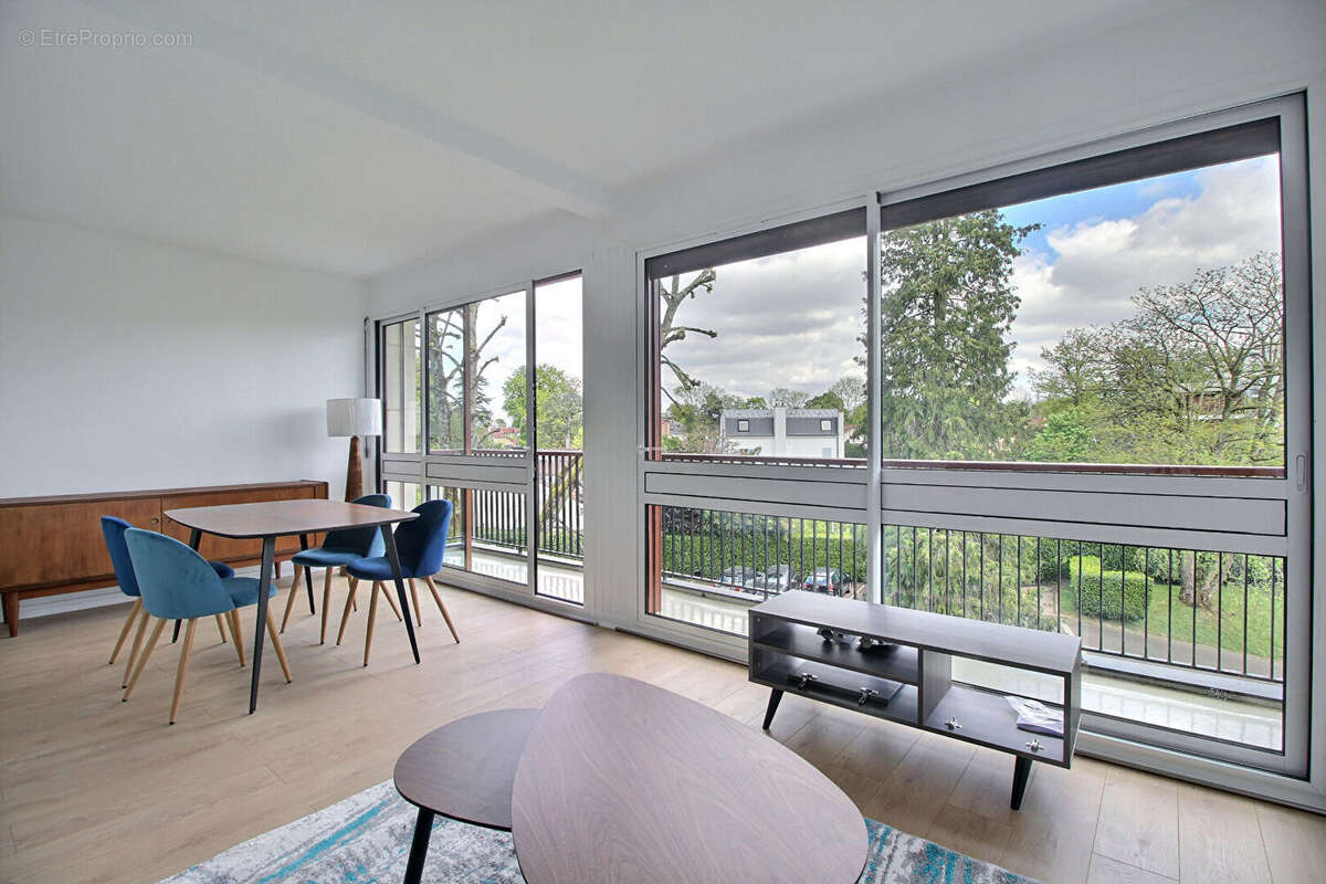 Appartement à VAUCRESSON