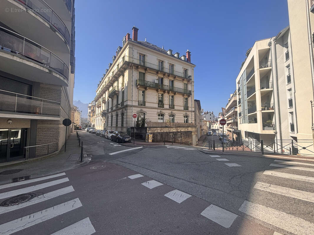 Appartement à AIX-LES-BAINS