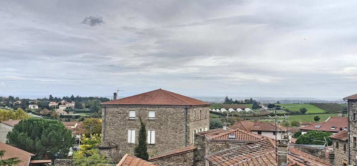 Appartement à SOUCIEU-EN-JARREST