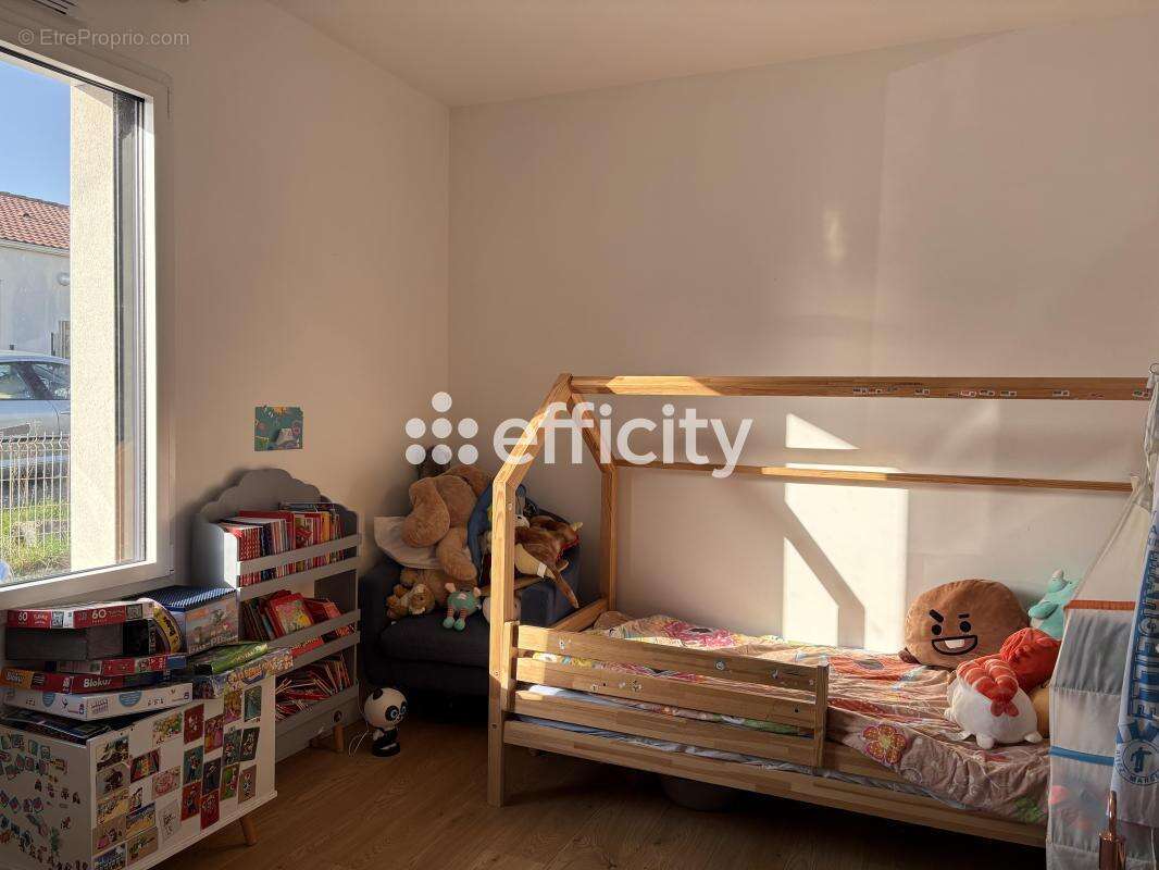 Maison 98 m² à Talmont-Saint-Hilaire  - photo 9