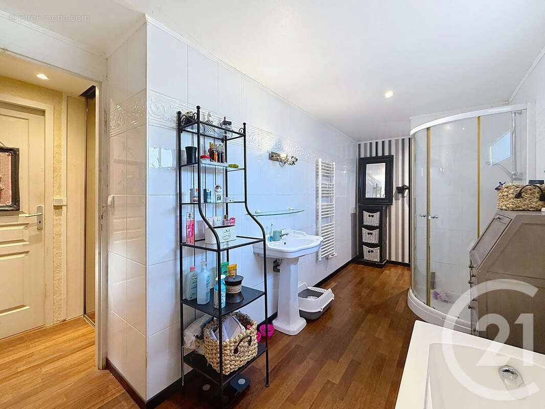 Maison à LOUAN-VILLEGRUIS-FONTAINE