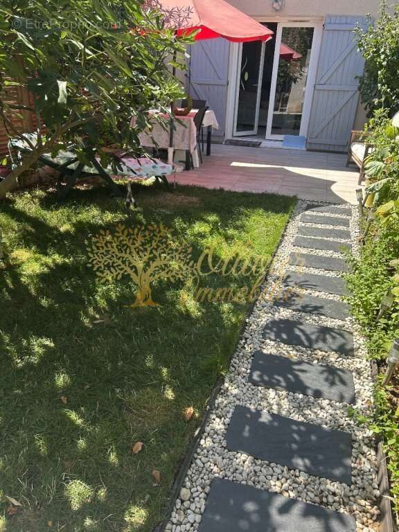 Maison à PONTAULT-COMBAULT