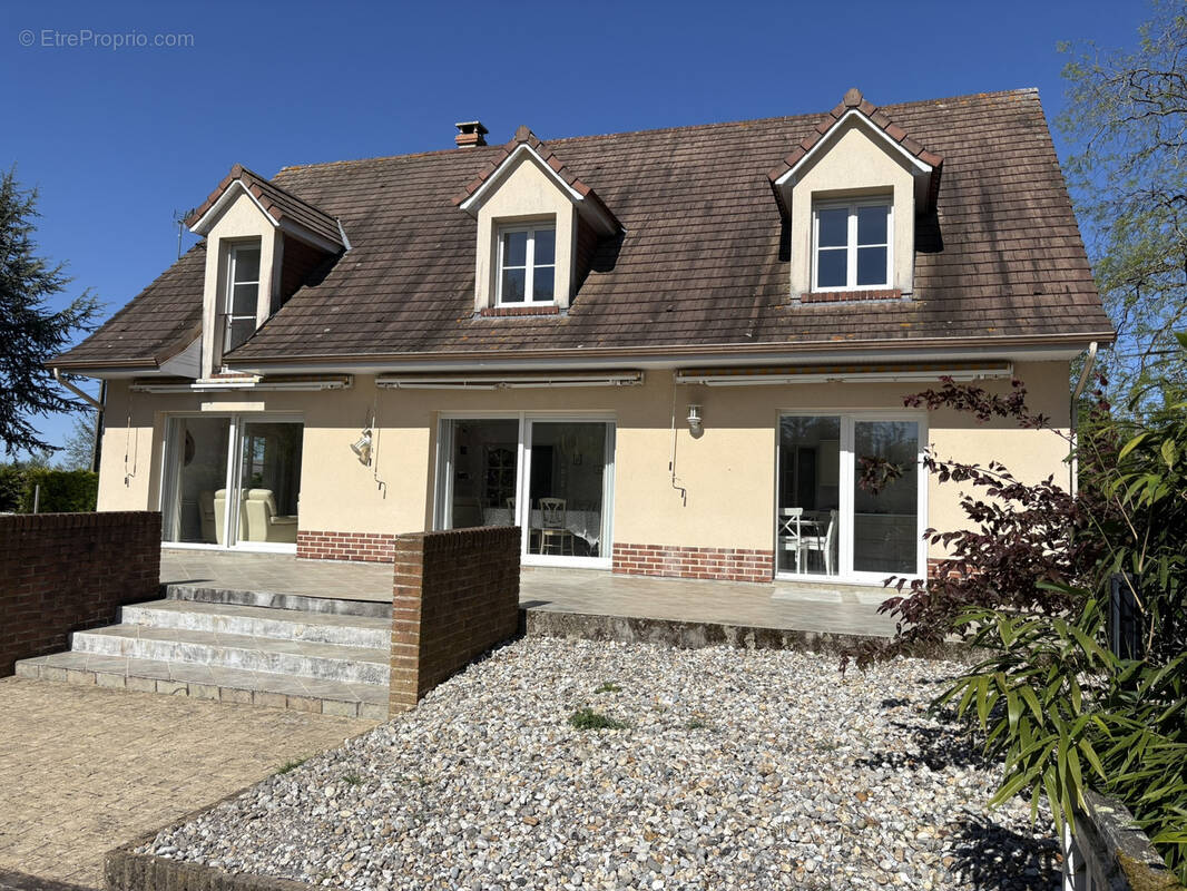 Maison à MAREUIL-CAUBERT