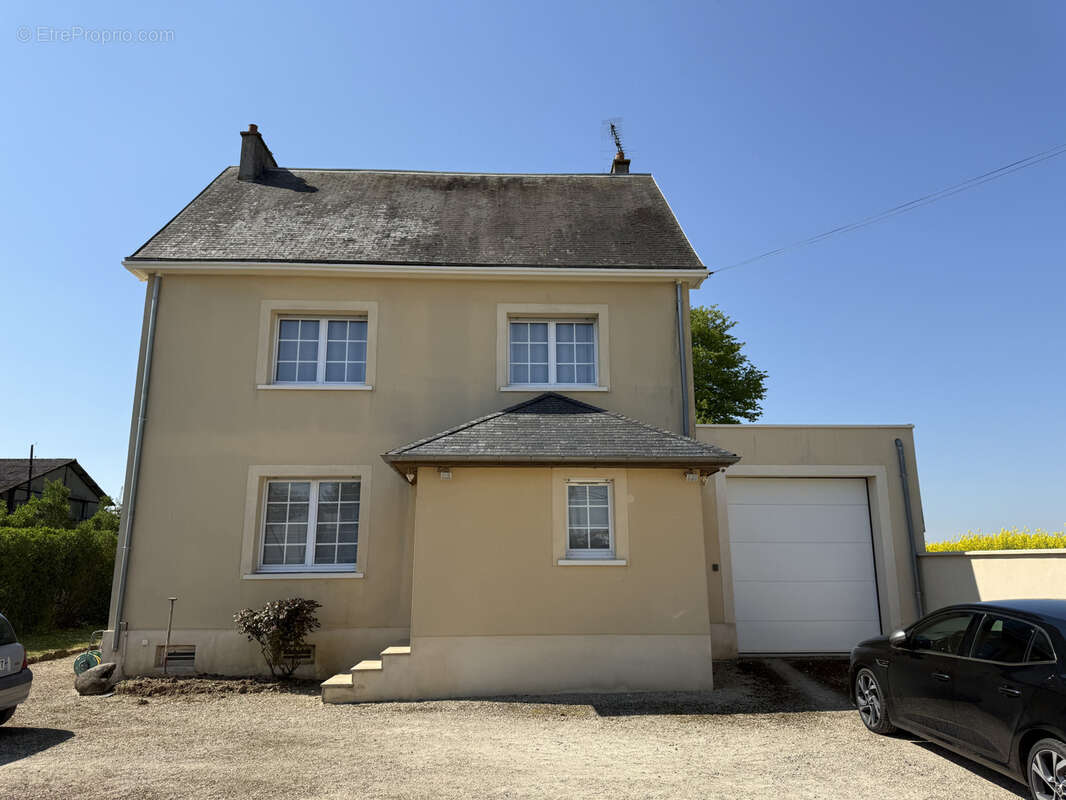 Maison à ROISSY-EN-FRANCE