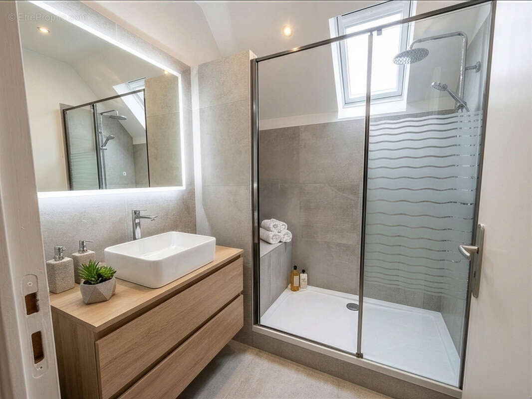 Appartement à MONTEREAU-FAULT-YONNE