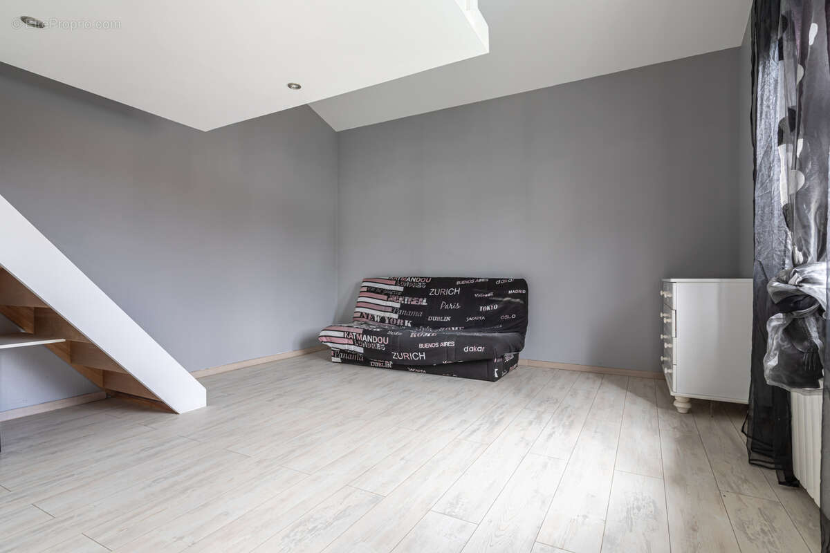 Maison à RILLIEUX-LA-PAPE