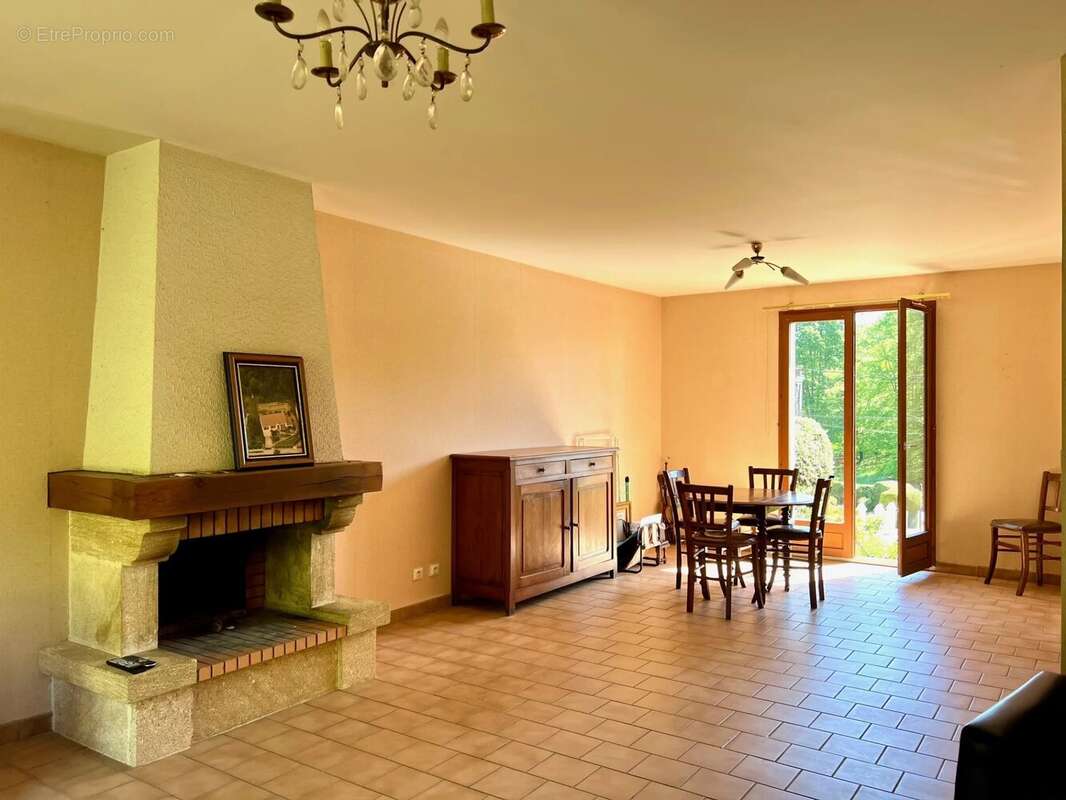 Maison à EZY-SUR-EURE