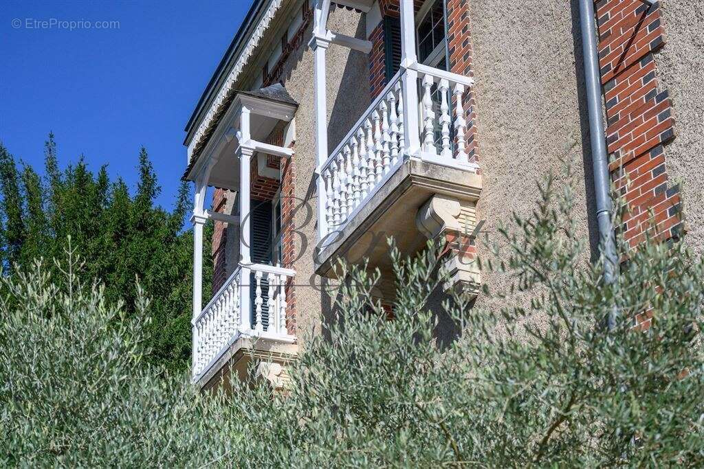 Maison à VERNOU-SUR-BRENNE