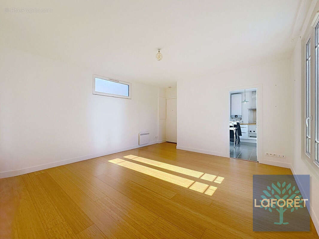 Appartement à LE RAINCY