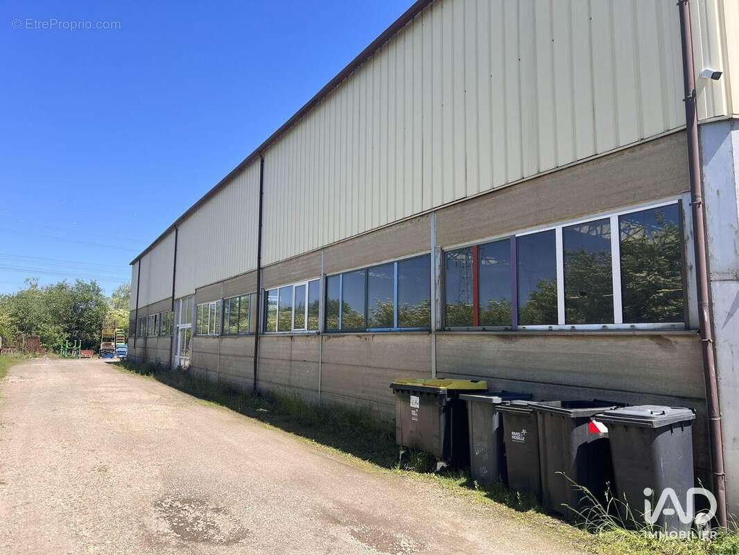 Commerce 1600 m² à Hauconcourt  - photo 5