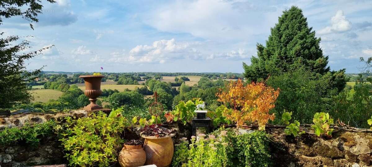 Maison à LE GUE-DE-LA-CHAINE