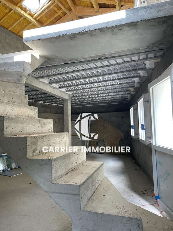 Appartement à CHAMPAGNE-AU-MONT-D'OR