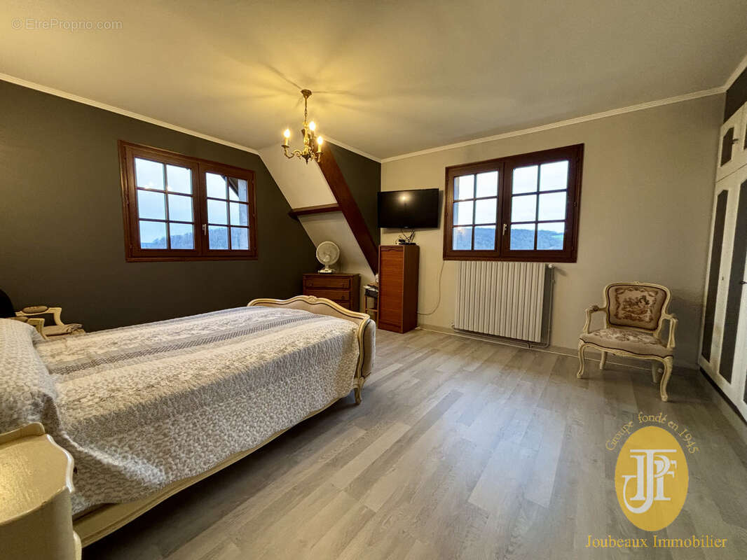 Maison à SAINT-PIERRE-DE-BAILLEUL