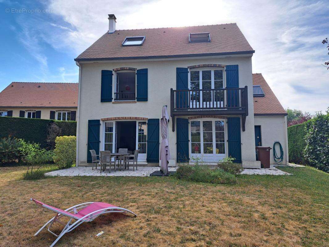 Maison à NOISY-LE-ROI