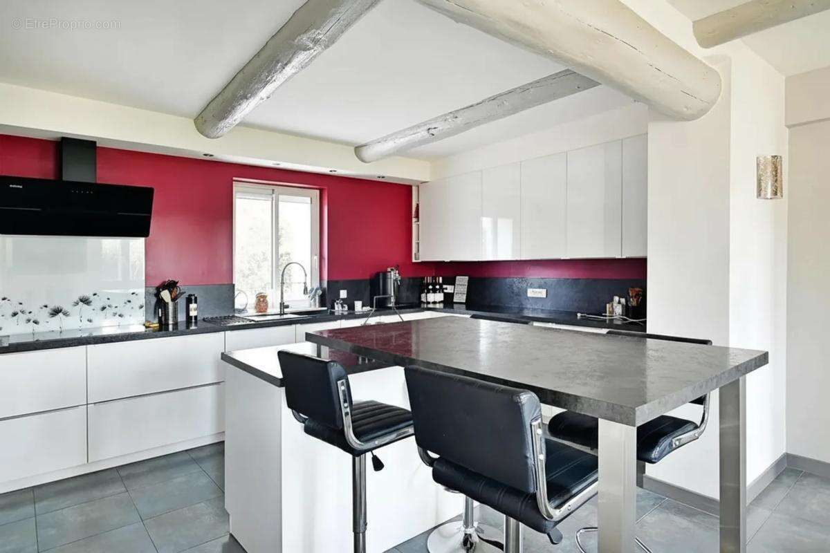 Maison à MONTEUX