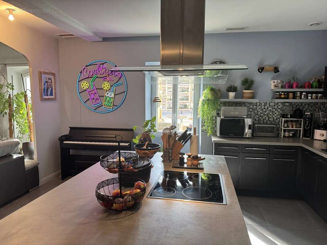 Appartement à SALON-DE-PROVENCE