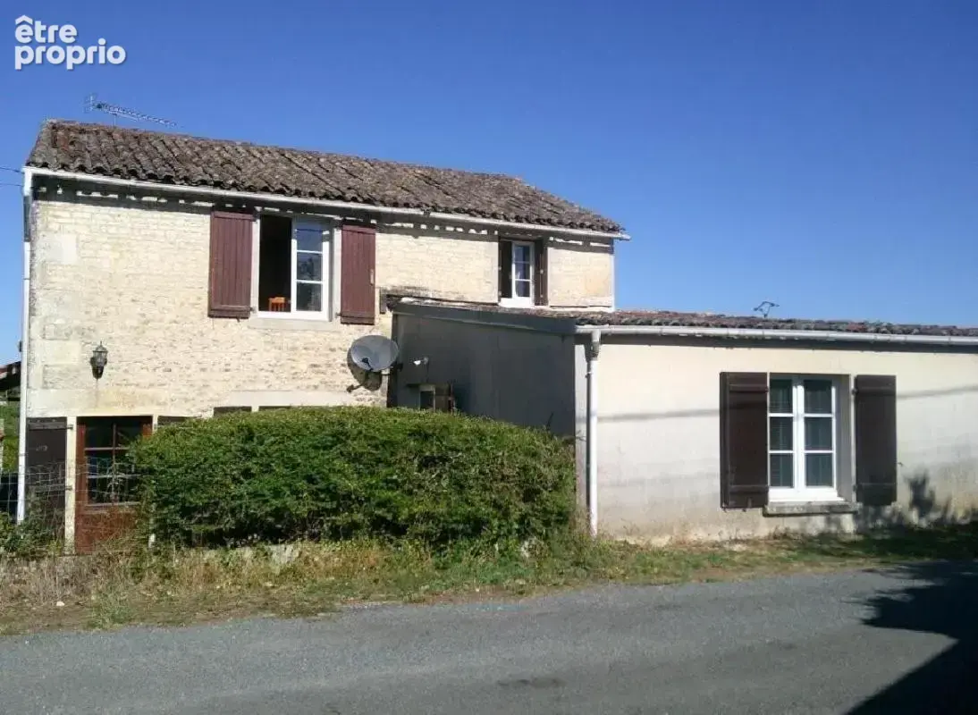 Maison 116 m² à Villefagnan  - photo 2