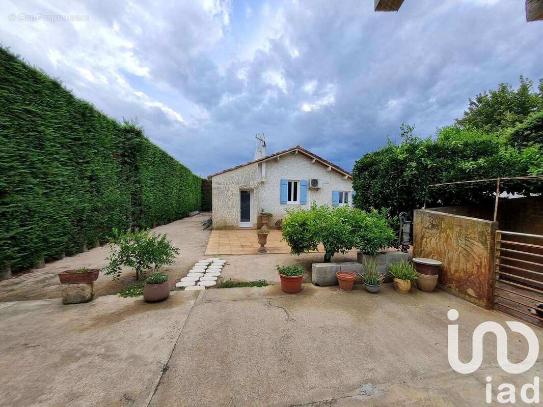 Photo 3 - Maison à ARLES