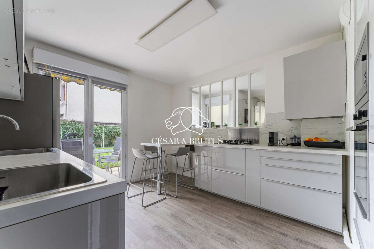 Appartement à VILLEURBANNE