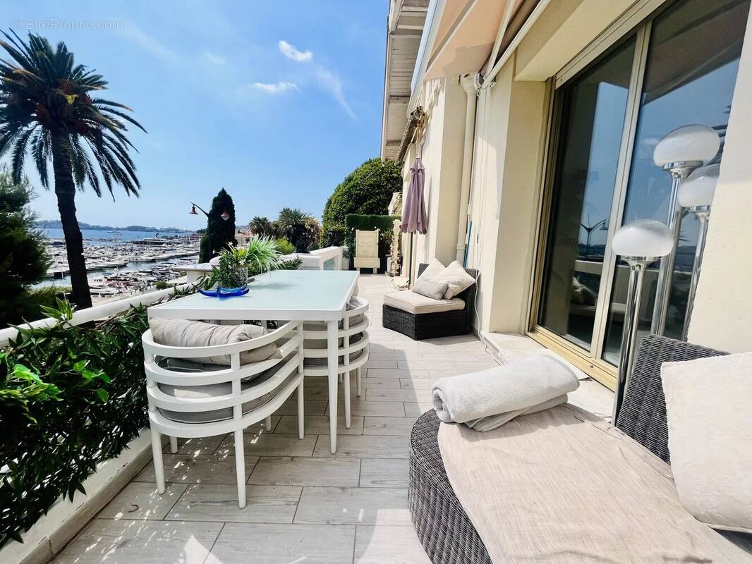 Appartement à BEAULIEU-SUR-MER