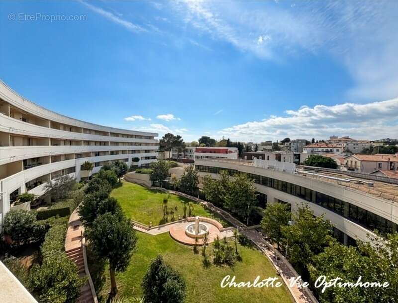 Appartement à vendre T5 pièces MONTPELLIER - Croix d'Argent - - photo 2