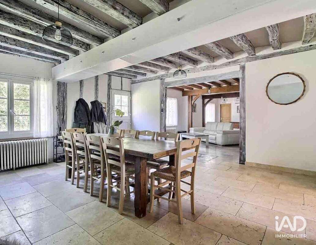Maison 163 m² à Lorris  - photo 8