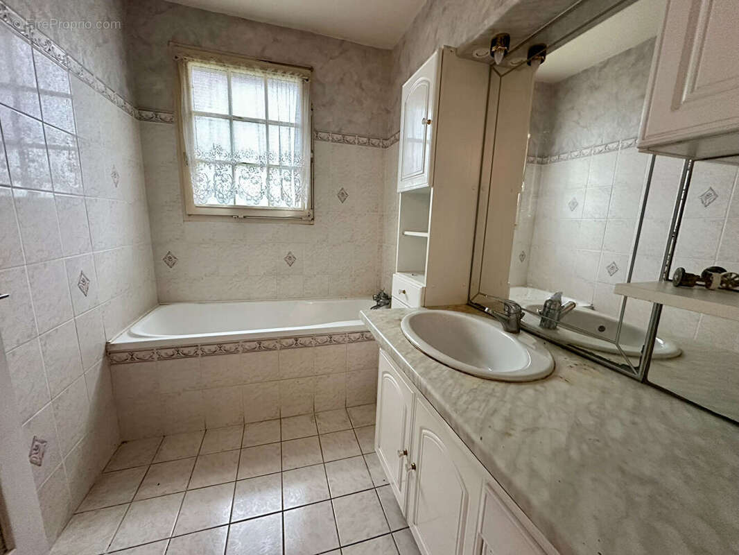 Maison à VIRY-NOUREUIL