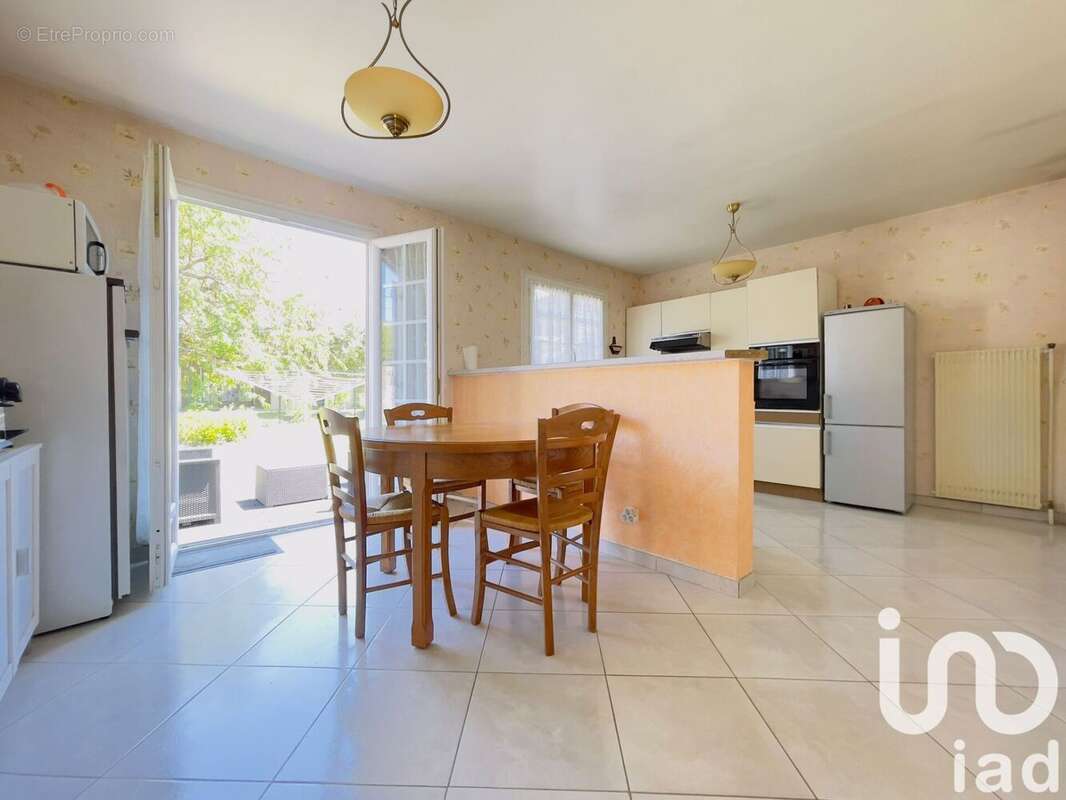 Photo 4 - Maison à CHENNEVIERES-SUR-MARNE