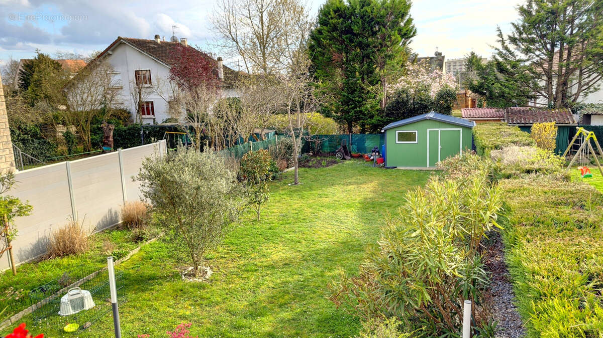 Maison à DEUIL-LA-BARRE