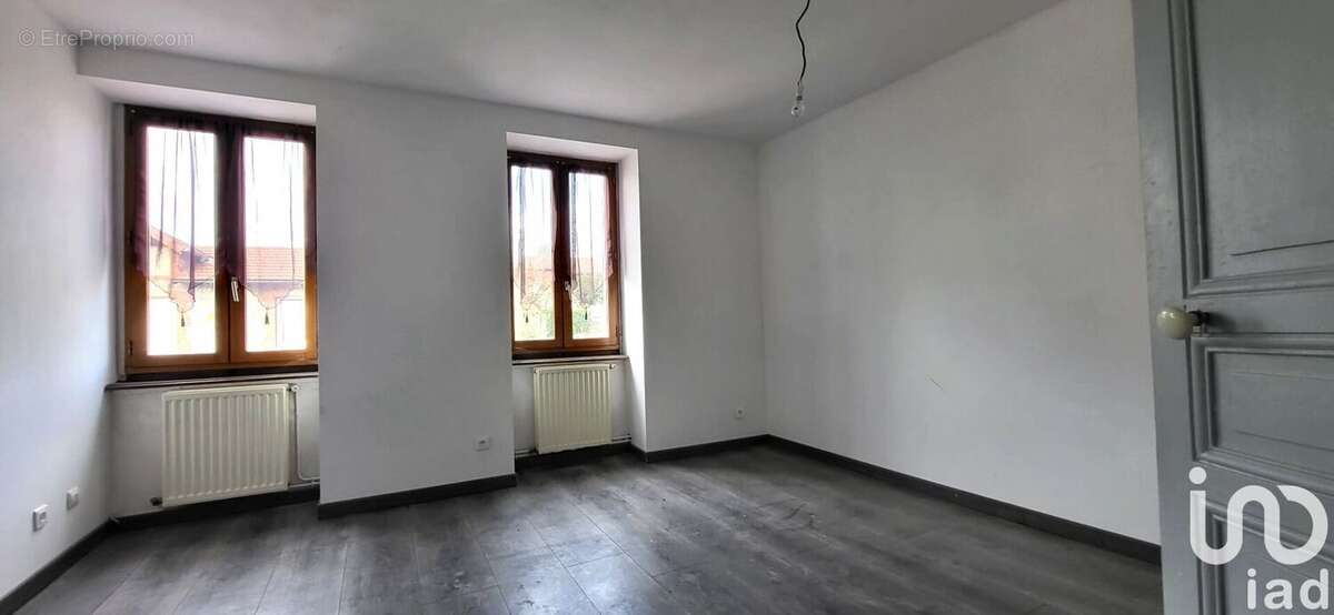 Photo 8 - Maison à ROZIER-EN-DONZY