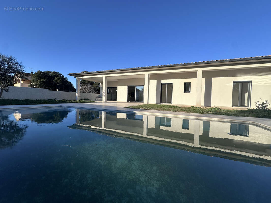 Villa T6 plage à pieds - photo 2