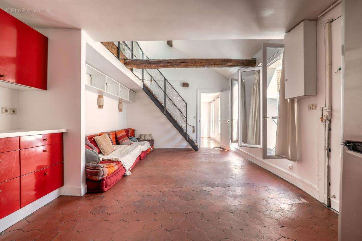 Appartement à PARIS-2E