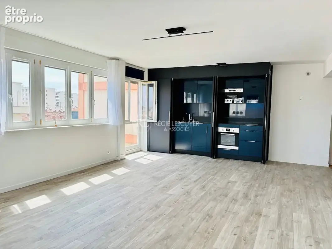 Appartement à LYON-6E