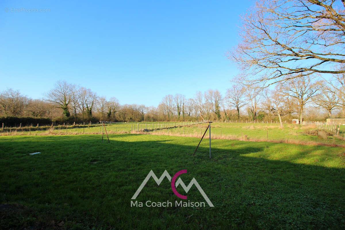 Maison à SAINTE-ANNE-SUR-BRIVET